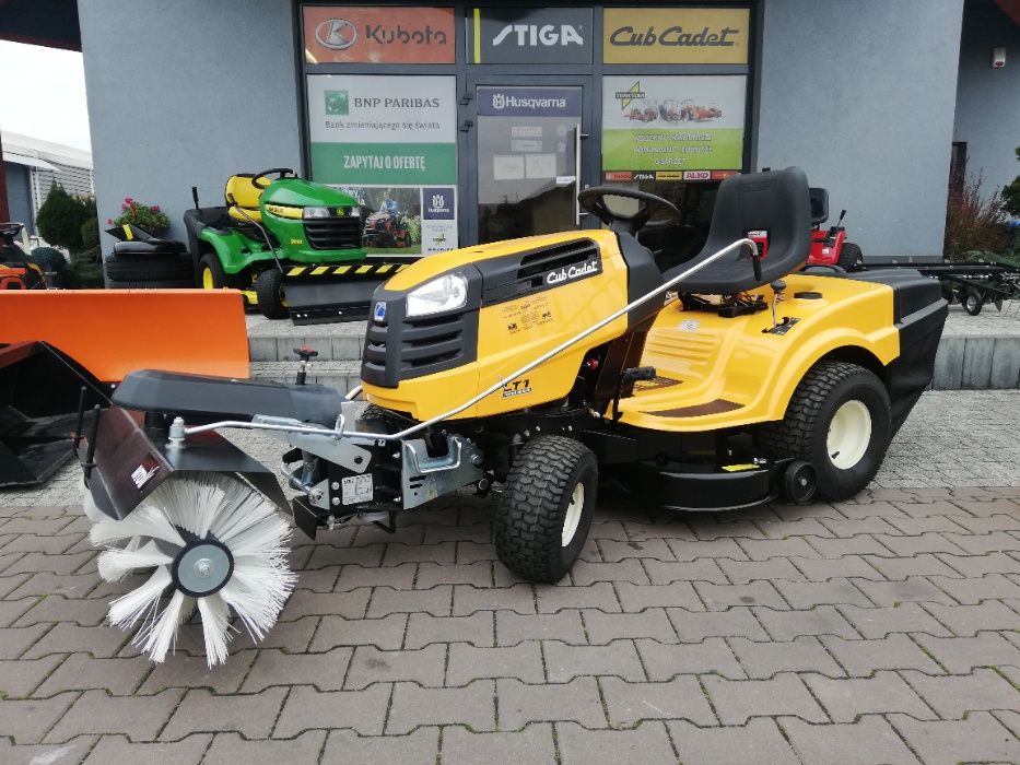 Najtańszy nowy traktor ogrodowy z zamiatarką Cub Cadet LT1NR92 16KM!!!