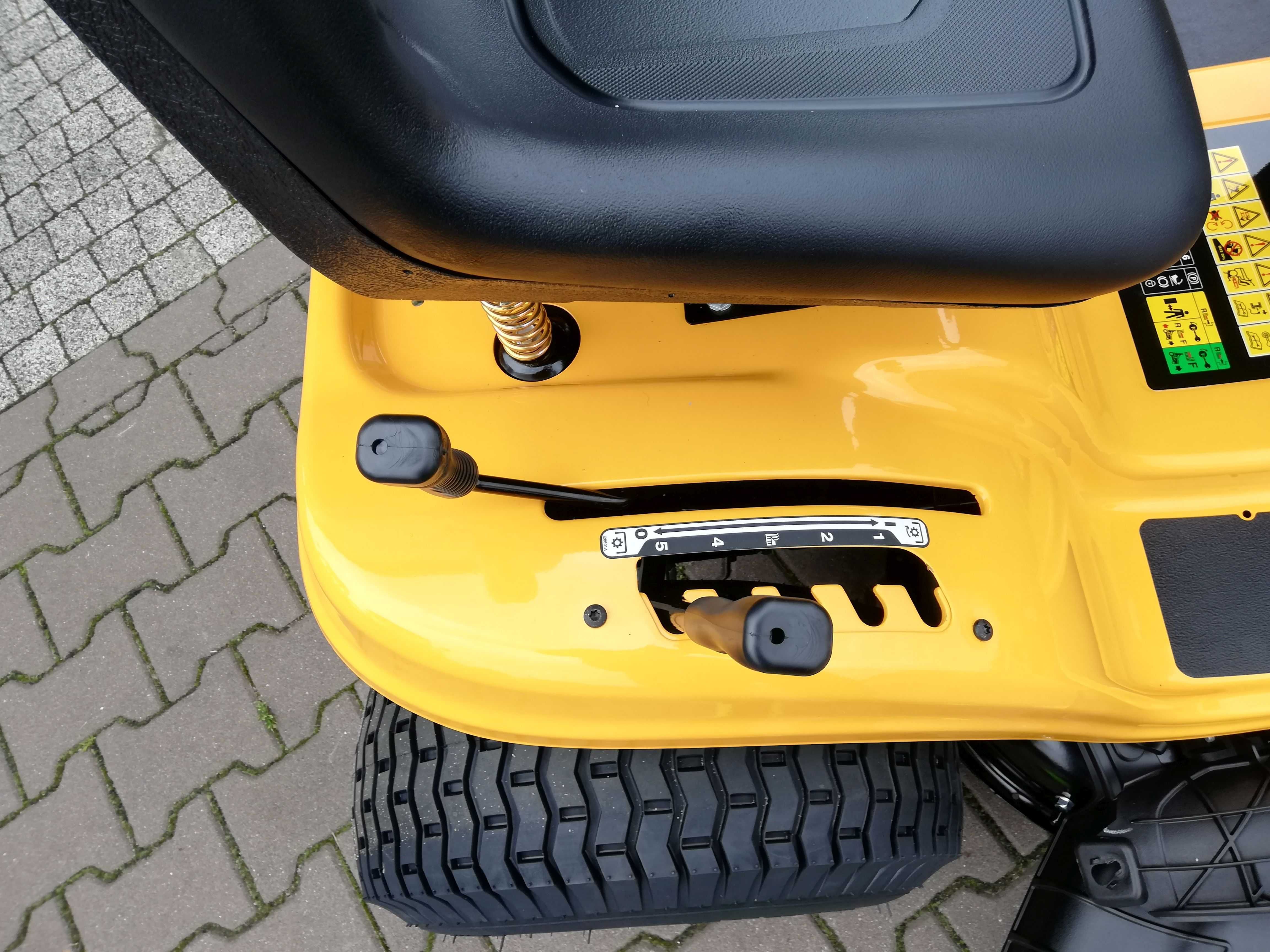 Traktorek kosiarka Cub Cadet LT2NS92 16KM wyrzut boczny mulczer