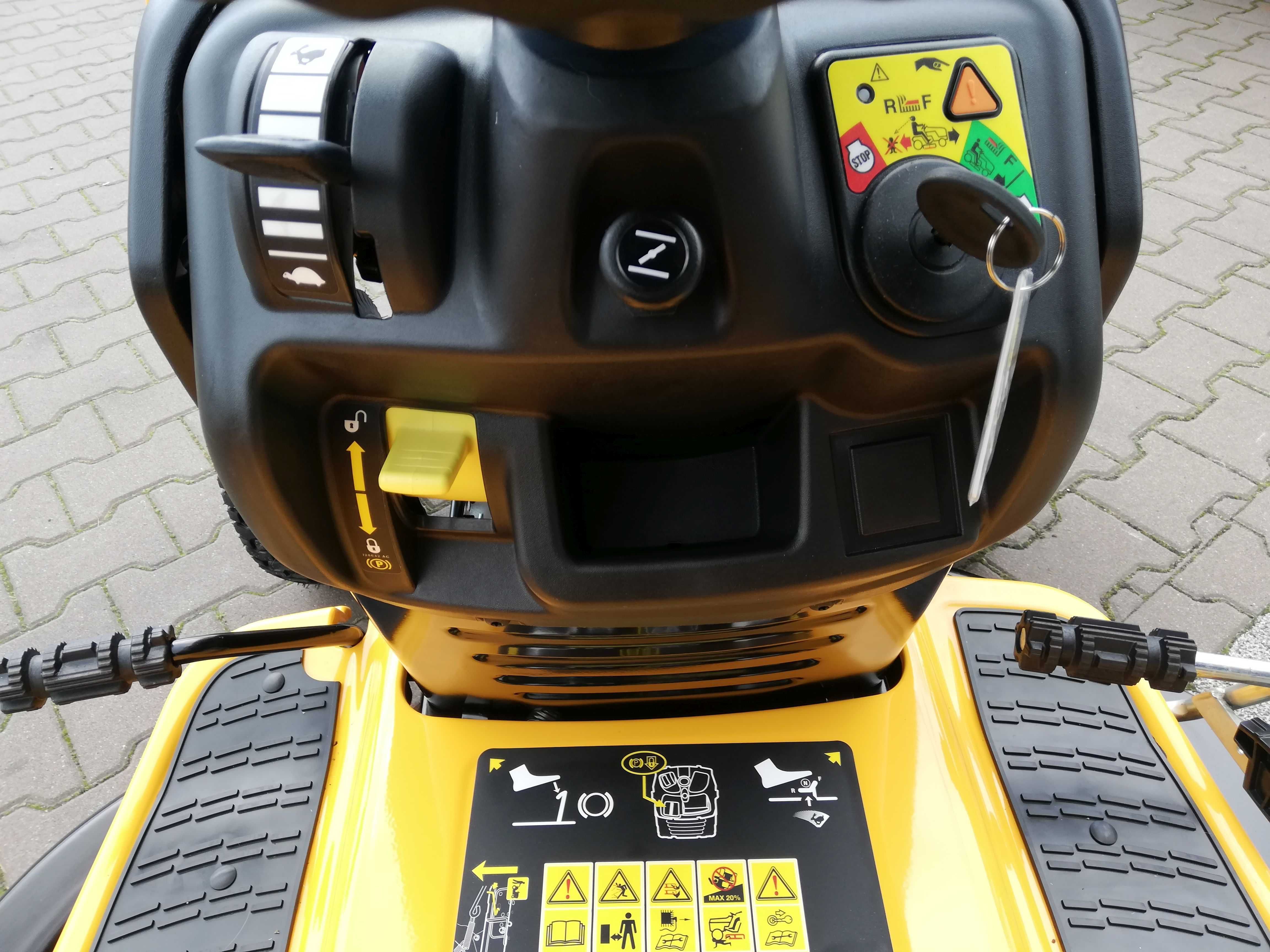 Najtańszy Traktor ogrodowy Cub Cadet LT3 PR105 2 cylindry 22 KM