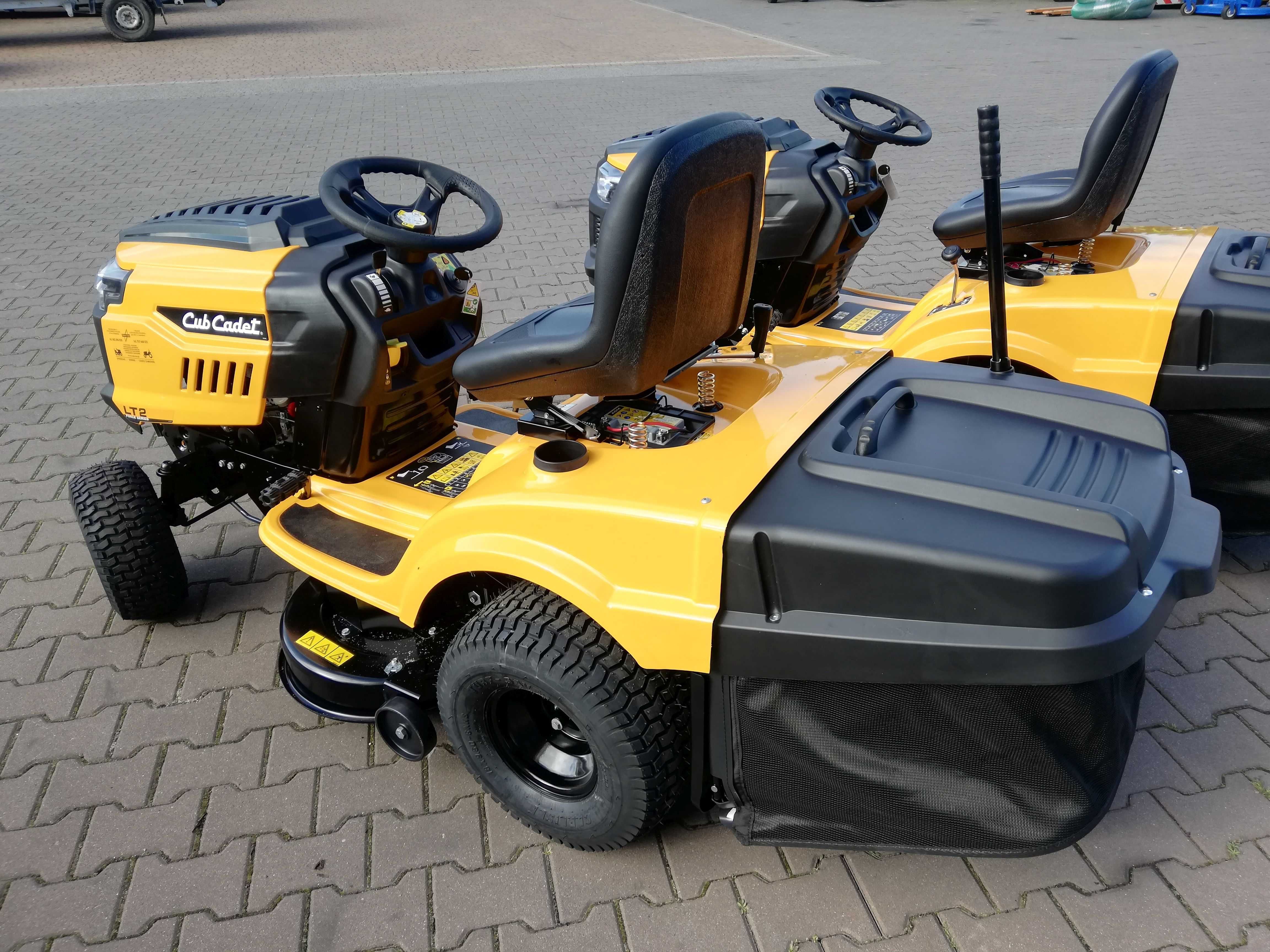 MiniTraktorek kosiarka Cub Cadet LT2 NR 92 TRAK TOM + koszenie do tyłu