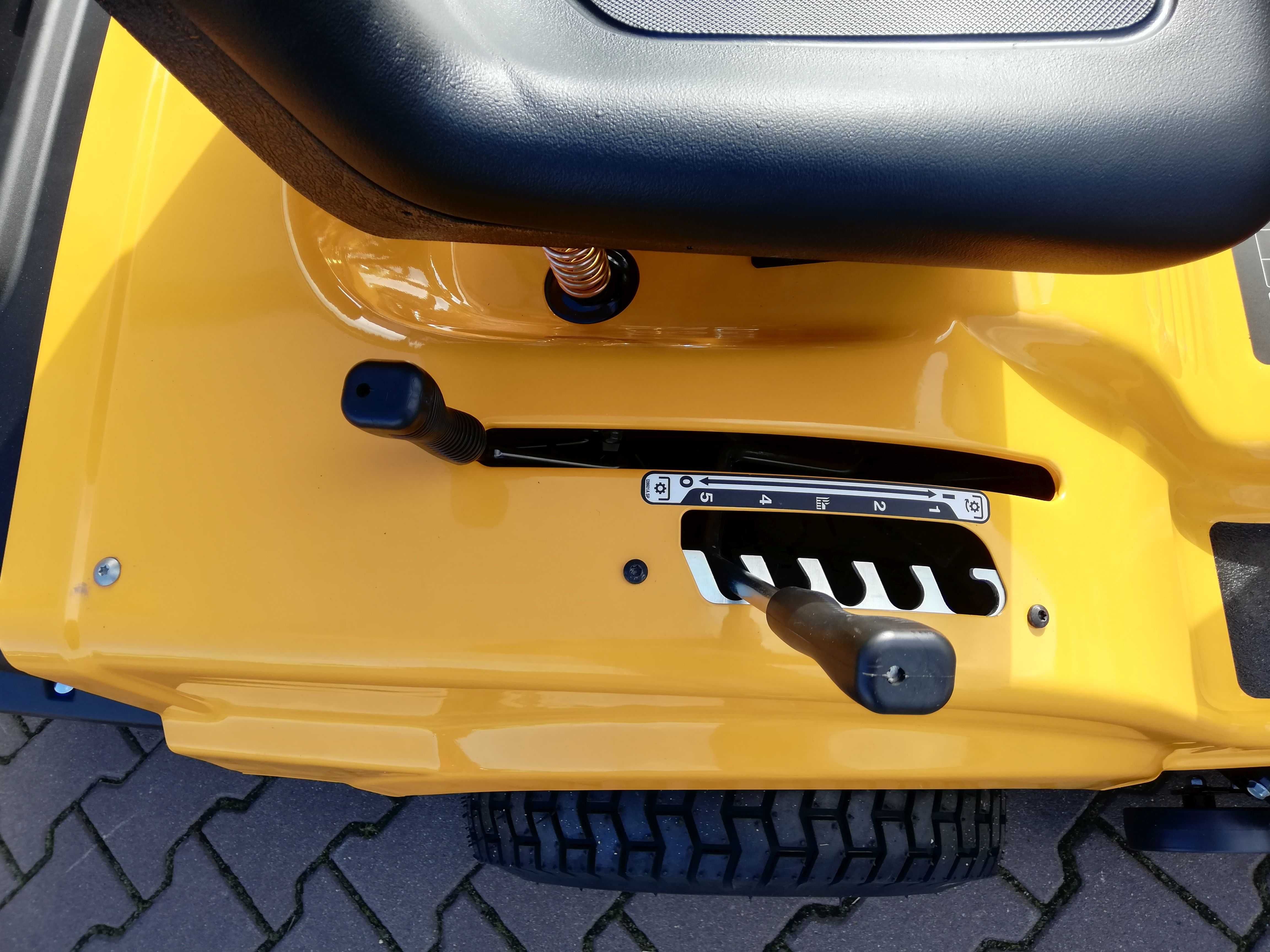 Powystawowy MiniTraktorek kosiarka Cub Cadet LT2 NR92+koszenie do tyłu