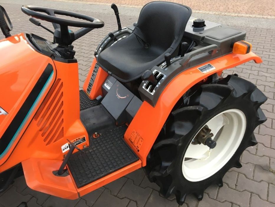 Traktor Mini Ciągnik Kubota B52 4x4, 15 KM, manual, idealny, gwarancja