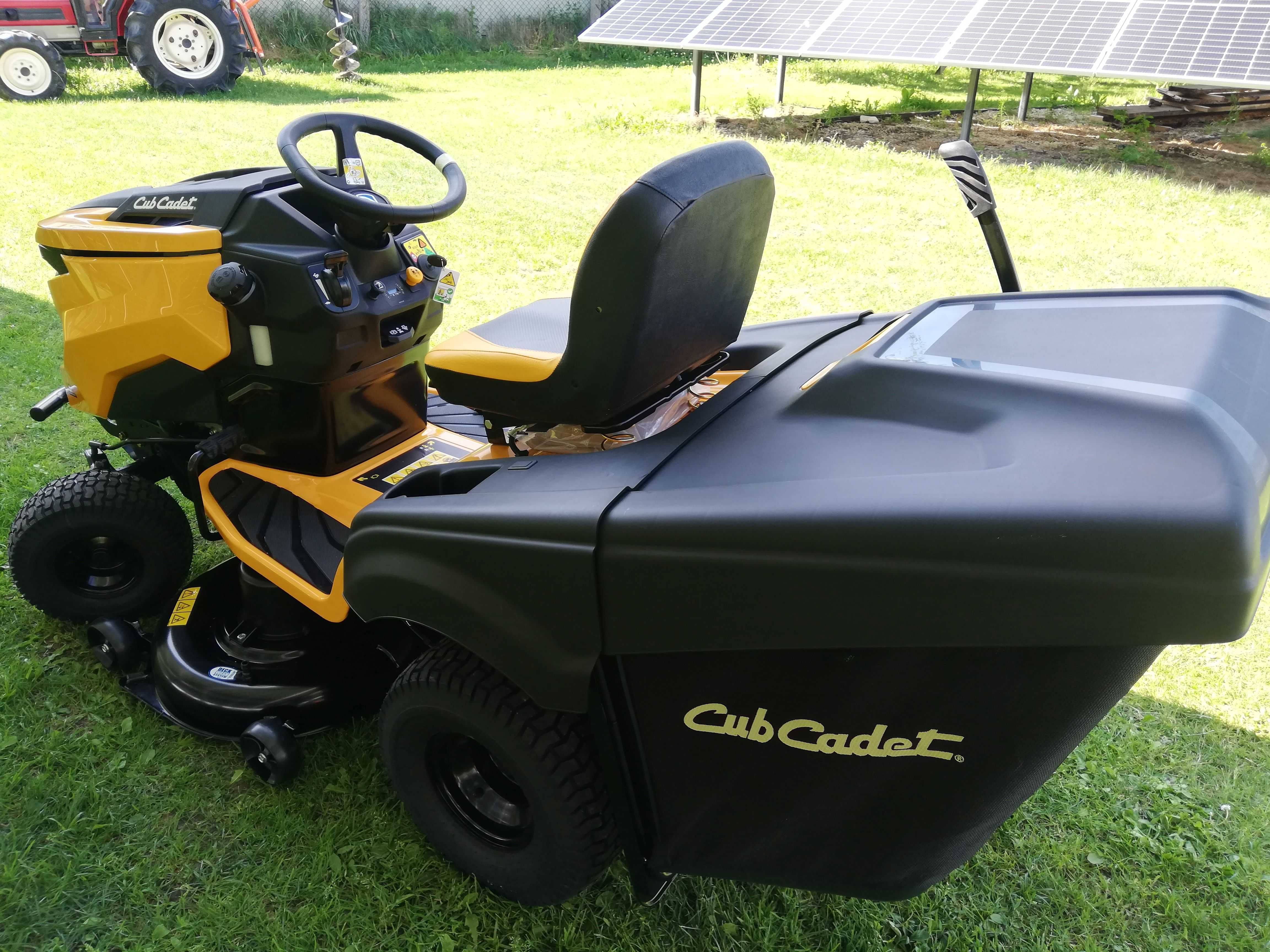 Traktorek kosiarka Cub Cadet XT1 POMPA OLEJU 18KM kosz 320L tempomat