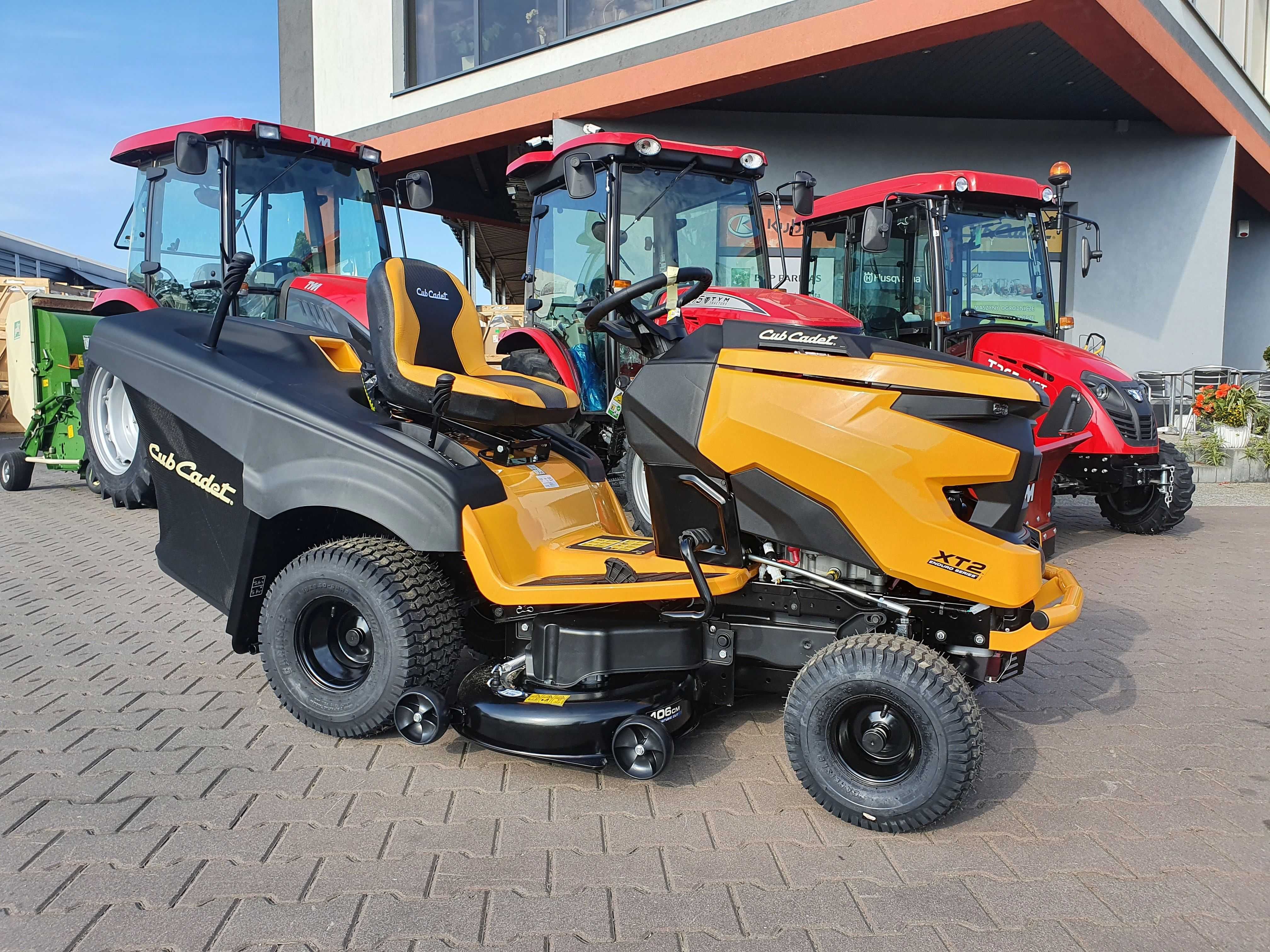 Traktor do koszenia trawy Kawasaki 18KM 95cm Cub Cadet z koszem 320L