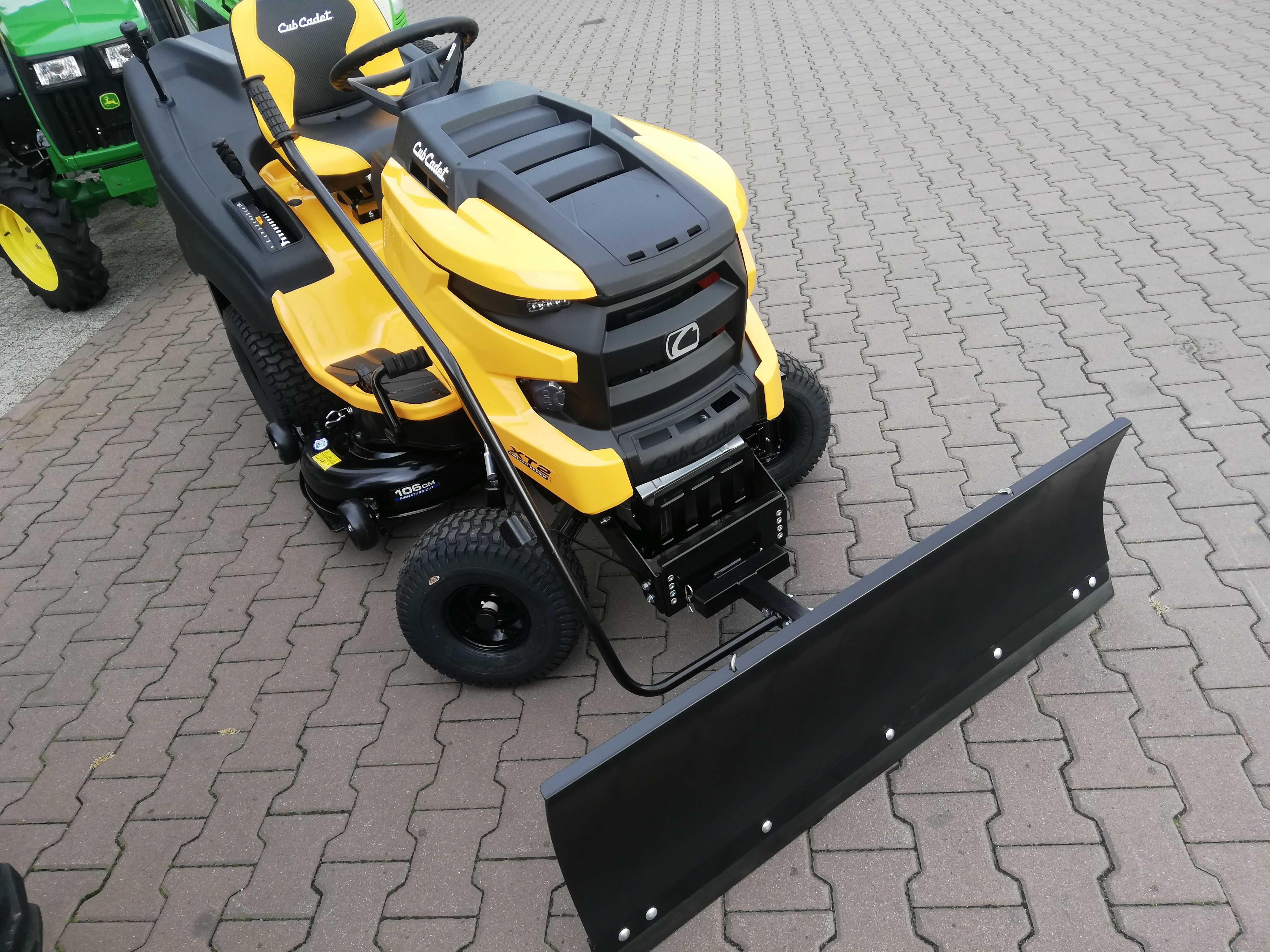 Najlepszy traktor do koszenia trawy Cub Cadet XT2 20KM +pług śnieżny