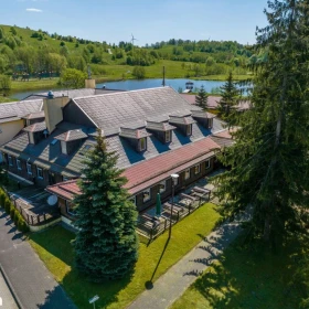 Budynek restauracyjno-hotelowy z kręgielnią Mazury