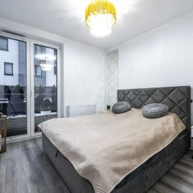 Sprzedam Mieszkanie 42,54 m² + Ogród 25,95 m² + Garaż Kielce